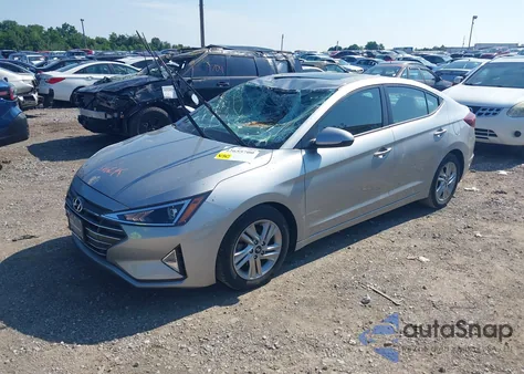 2020 Hyundai Elantra Value Edition z USA, uszkodzony, nr VIN 5NPD84LF0LH628407